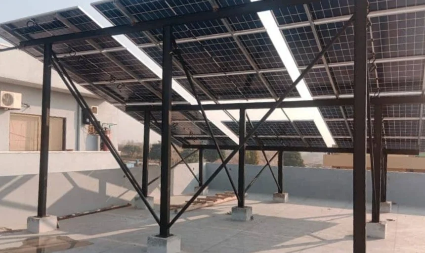 Custom Solar Solutions (1)